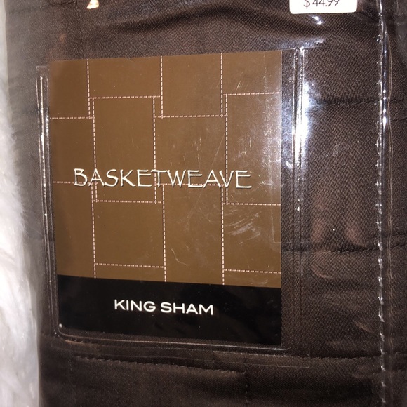 4 King size pillow Shams - Picture 3 of 4